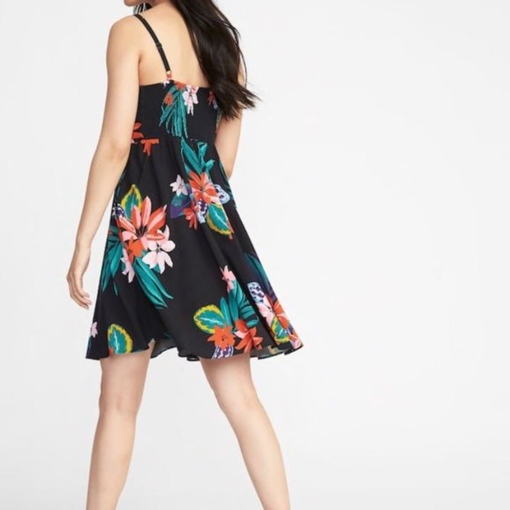 Old Navy The Cami Dress Black Floral Size M Tropical Summer Short Swing Rayon - Picture 2 of 11